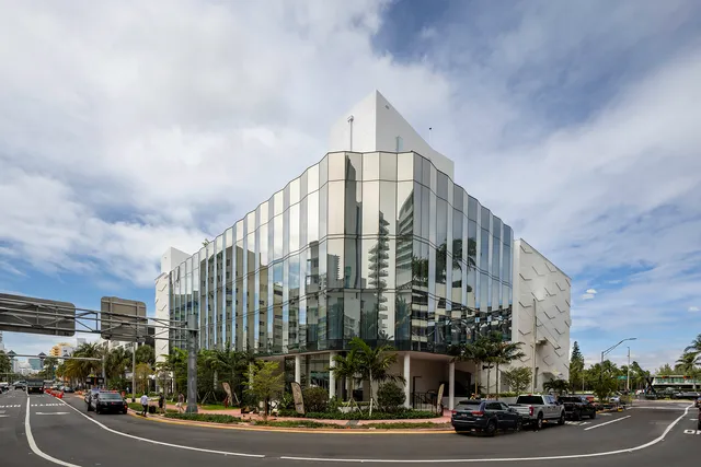 Nichols Architects Presents Panel on 2025 Zak World of Facades Miami